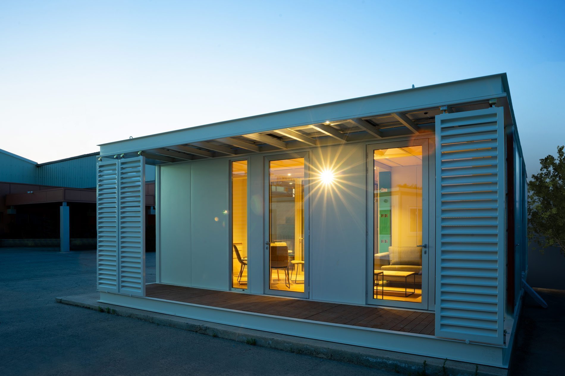 ετοιμοπαράδοτες προκατασκευασμένες μεταφερόμενες μεταλλικές μόνιμες κατοικίες στην Κύπρο - ΕΛΥΜΕΤ